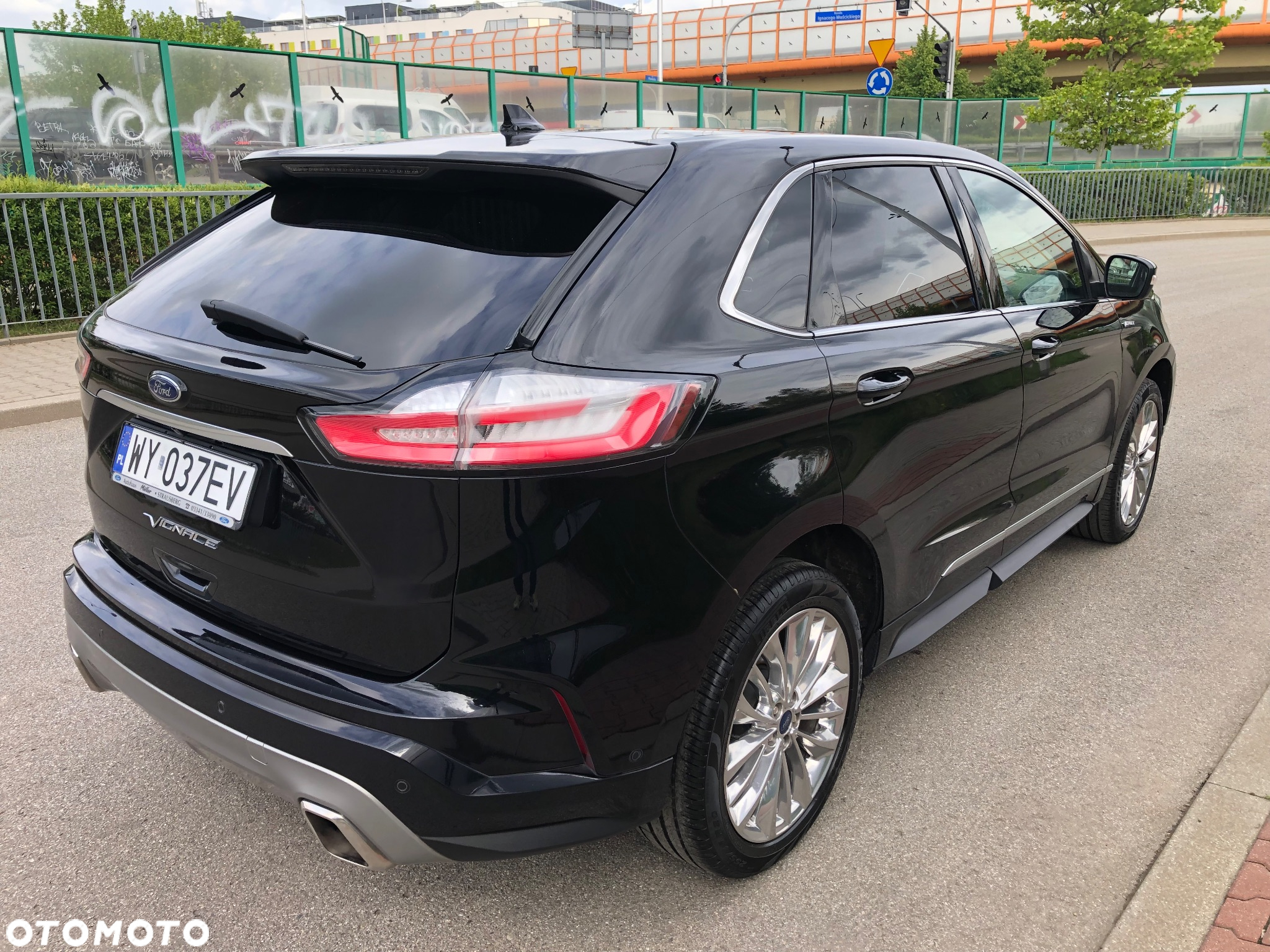 Ford Edge 2.0 EcoBlue Bi-Turbo 4x4 Vignale - 4
