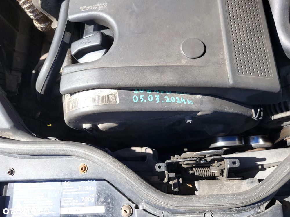 Volkswagen Passat - 28