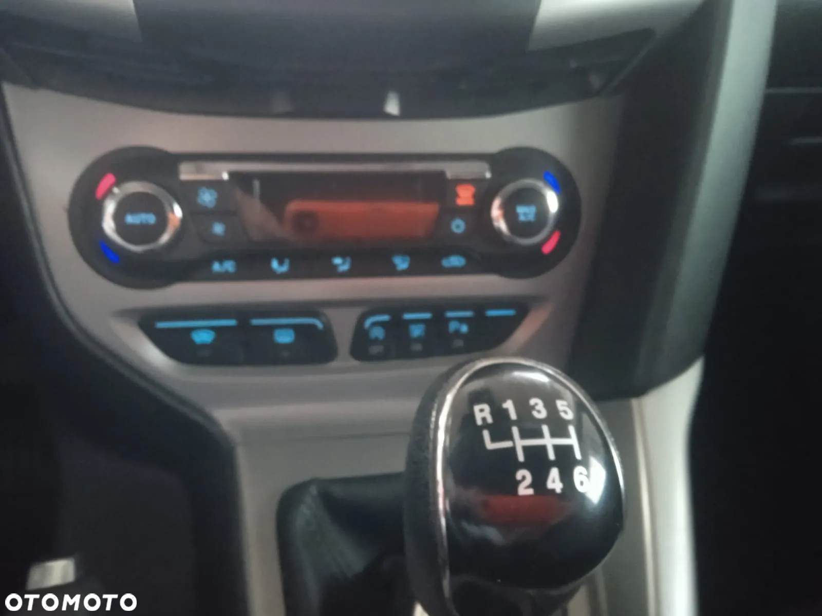 Ford Focus - 10