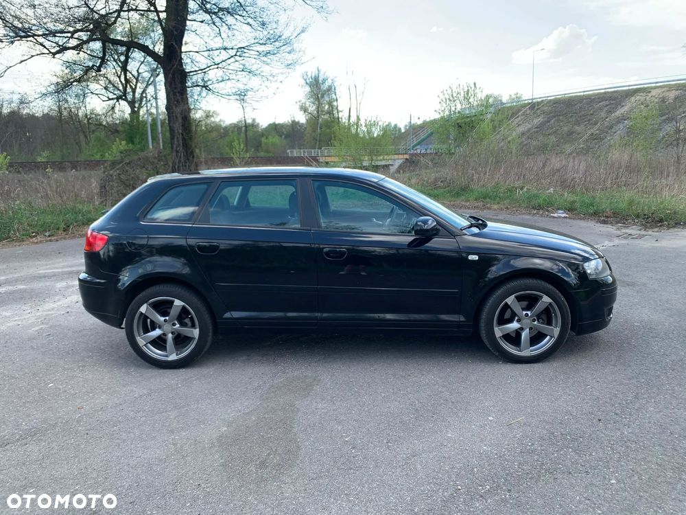 Audi A3 Sportback - 8