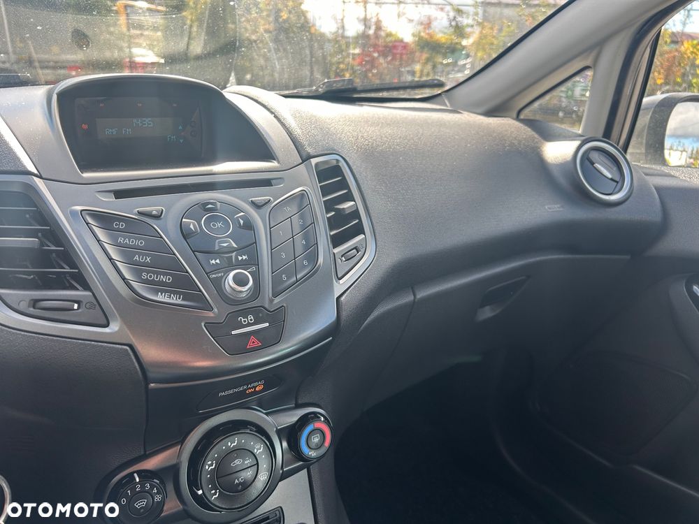 Ford Fiesta 1.25 Gold X - 25