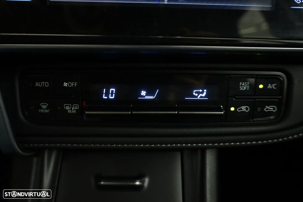 Toyota Auris Touring Sports 1.2T Comfort +P.Techno+P.Sport - 12