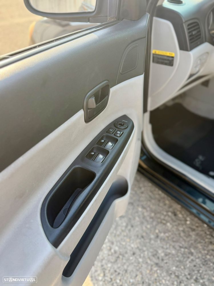Hyundai Accent 1.4 Active - 9