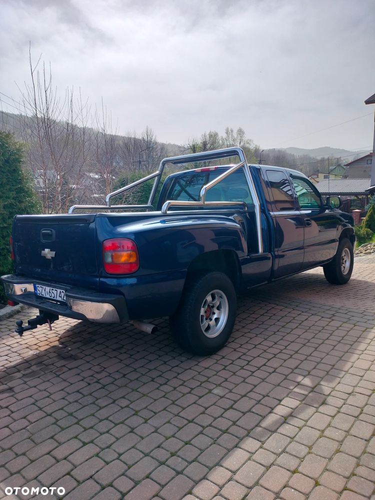 Chevrolet Silverado - 4