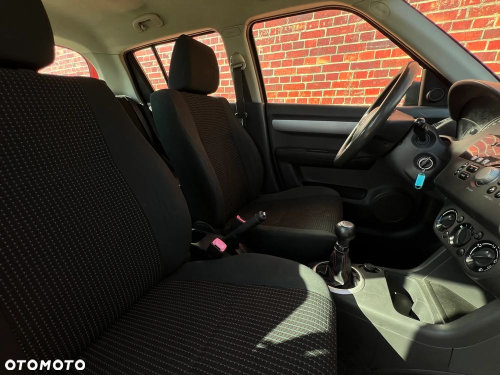 Suzuki Swift - 15