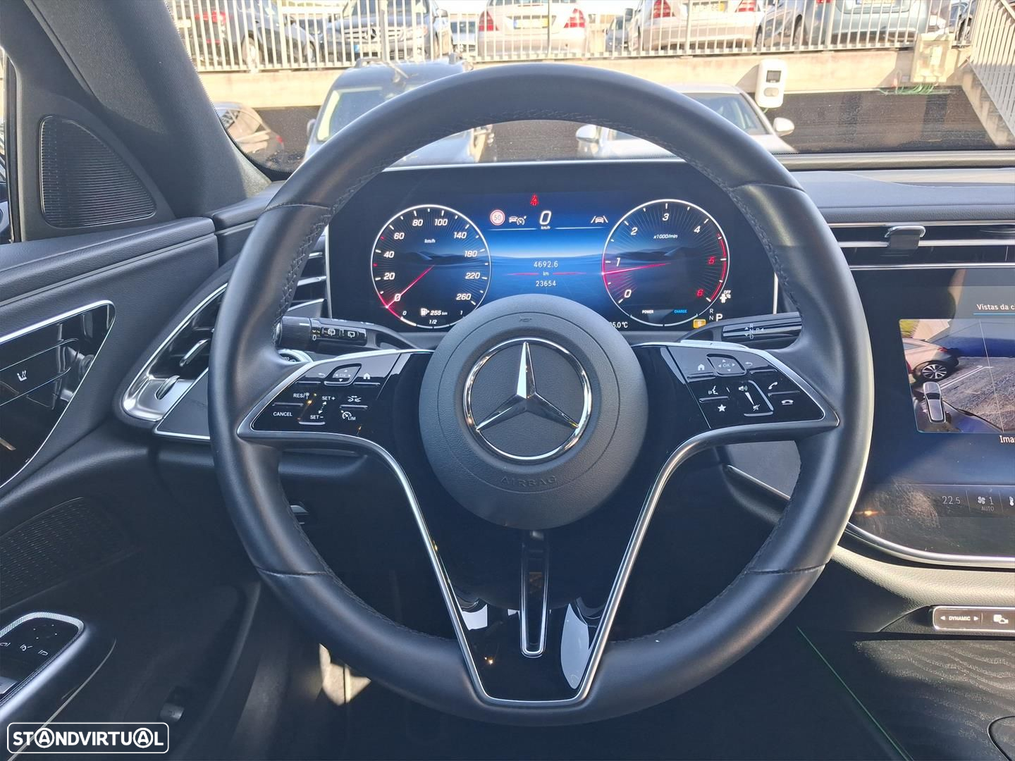 Mercedes-Benz E 220 d - 21