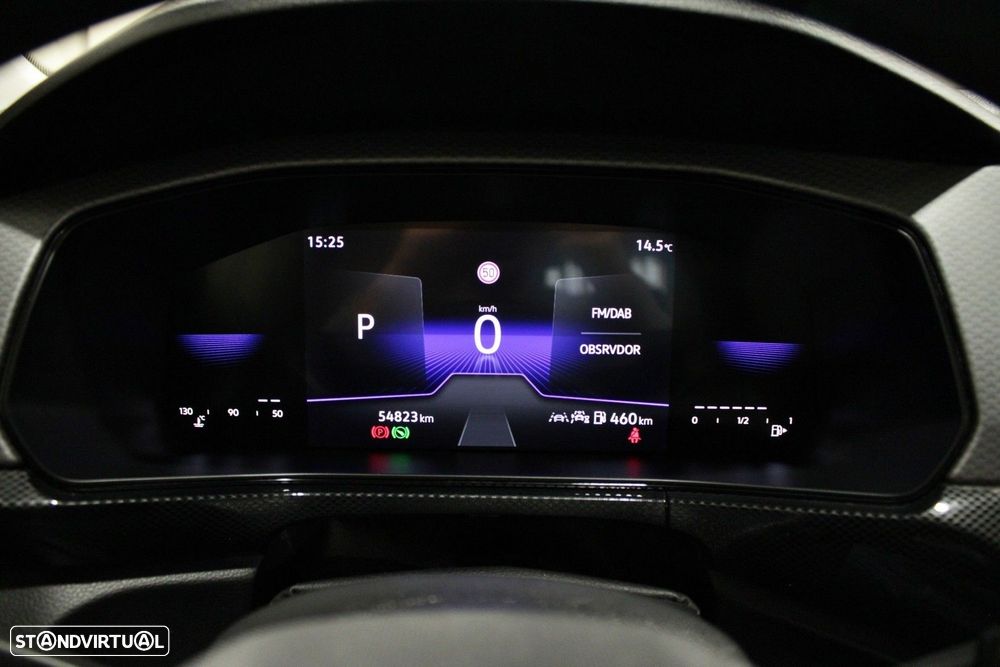 VW T-Cross 1.0 TSI Urban DSG - 32