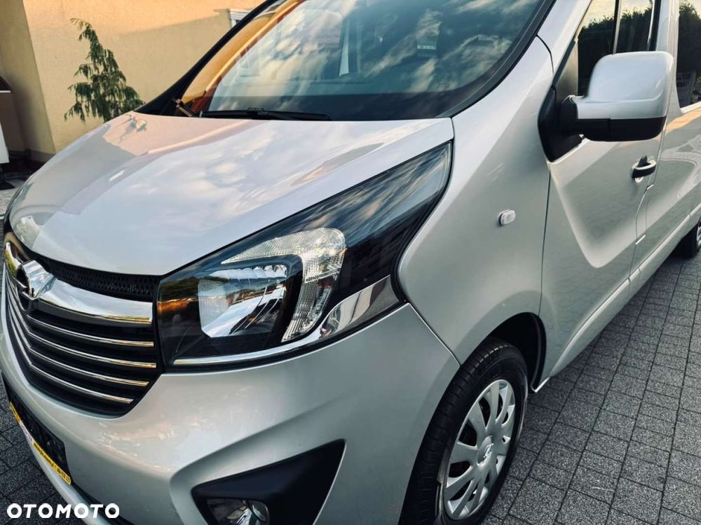 Opel Vivaro - 40