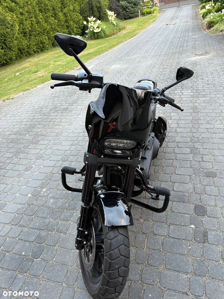 Harley-Davidson Dyna Fat Bob - 3