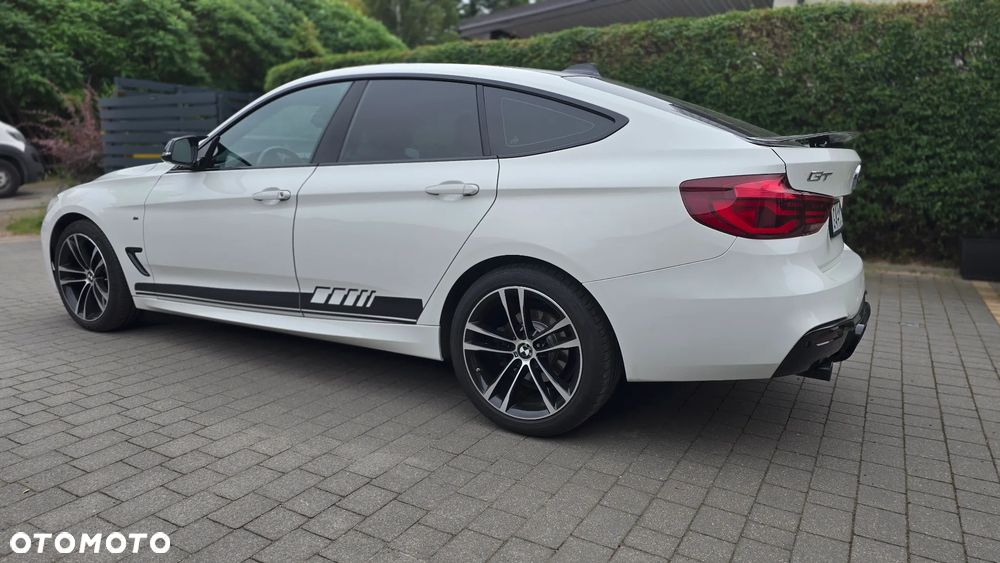 BMW 3GT 318d M Sport - 35