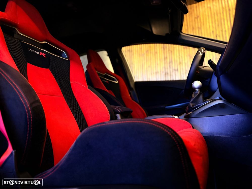 Honda Civic 2.0 VTEC Turbo Type R GT - 33