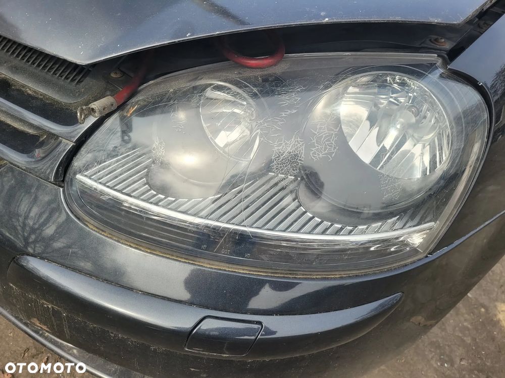 Lampy przednie Volkswagen Golf V 2005r - 1