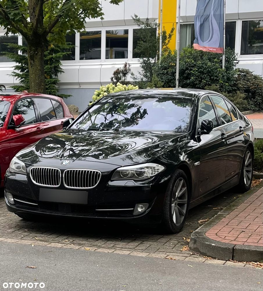 BMW Seria 5 525d xDrive - 1