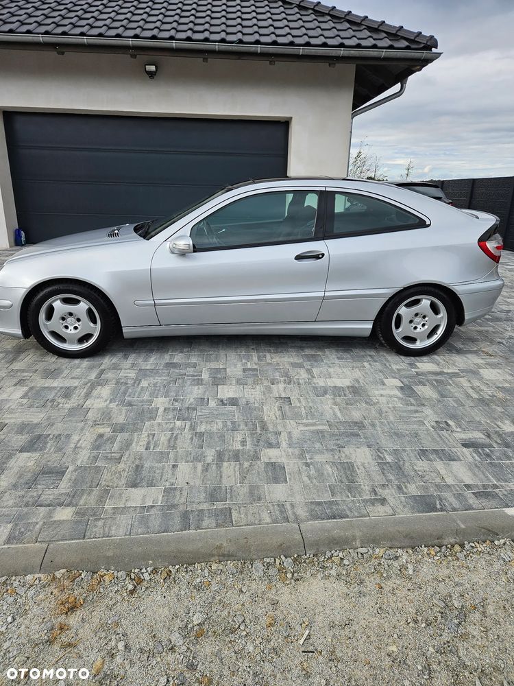 Mercedes-Benz CLC - 4