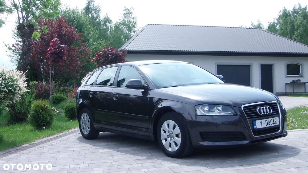 Audi A3 Sportback 1.6 TDI DPF Attraction - 1