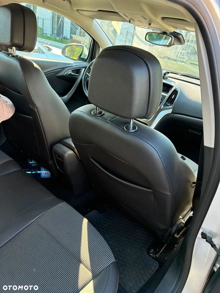 Opel Astra 1.6 T Sport - 14