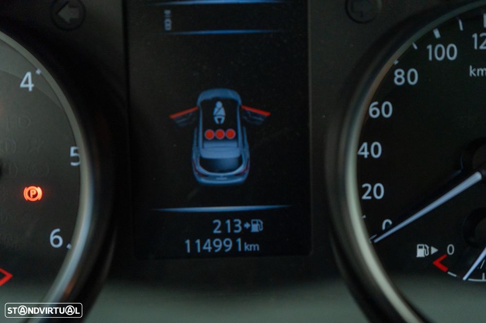 Nissan Qashqai 1.5 dCi N-Connecta - 5