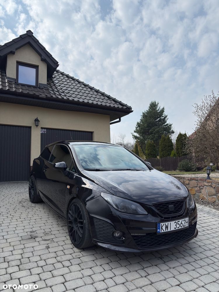 Seat Ibiza SC 1.4 TSI Cupra DSG - 4