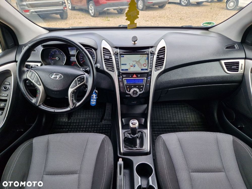 Hyundai i30 1.6 CRDi Premium - 7
