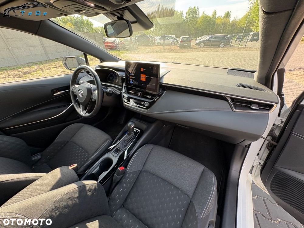 Toyota Corolla 1.8 Business Edition - 34
