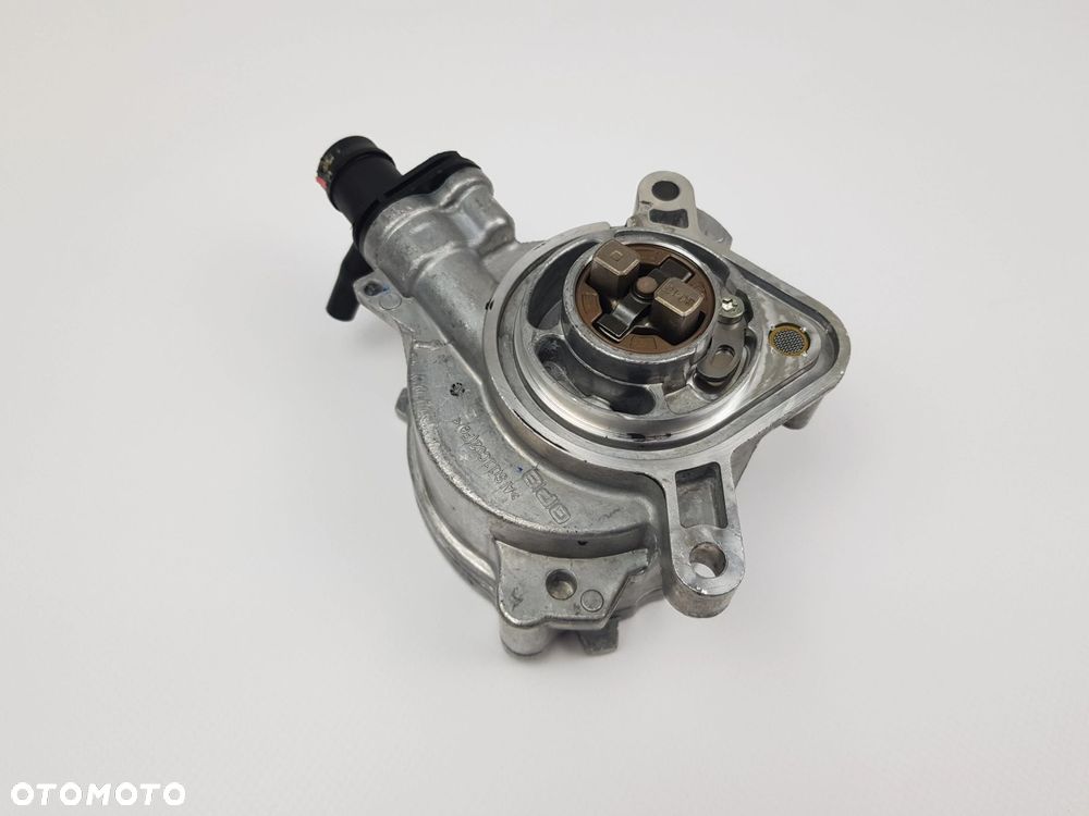 NOWA ORYGINALNA Pompa Vacum Mercedes c118 w117 1.3 TCE A2820900005 - 2