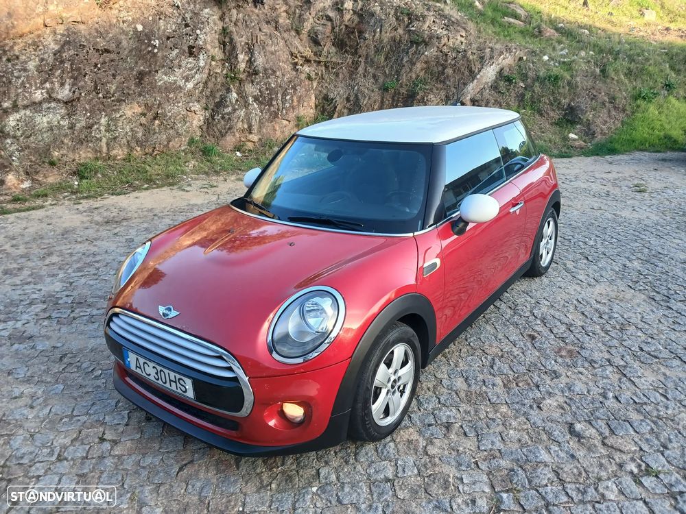 MINI 3 Portas Cooper D - 18
