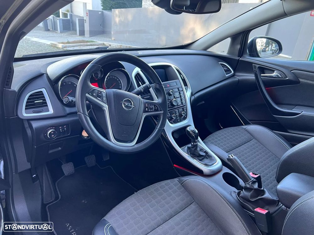 Opel Astra GTC 1.6 CDTi S/S - 3