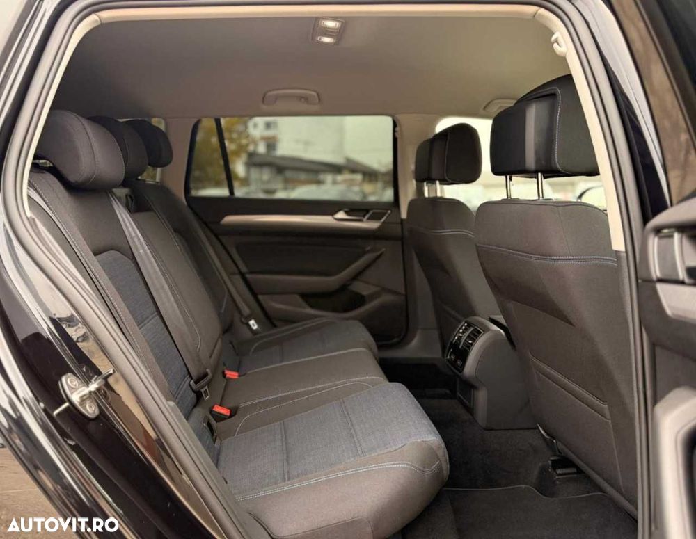 Volkswagen Passat - 18