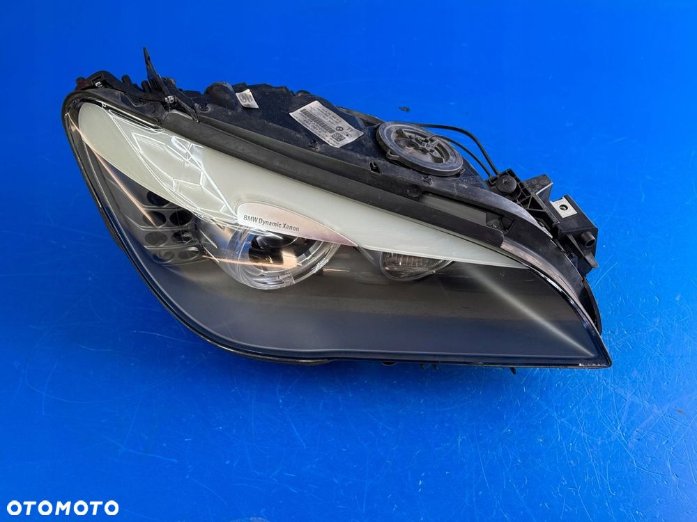 PRAWY BI XENON DYNAMIC BMW F01 F02 USA BDB - 2