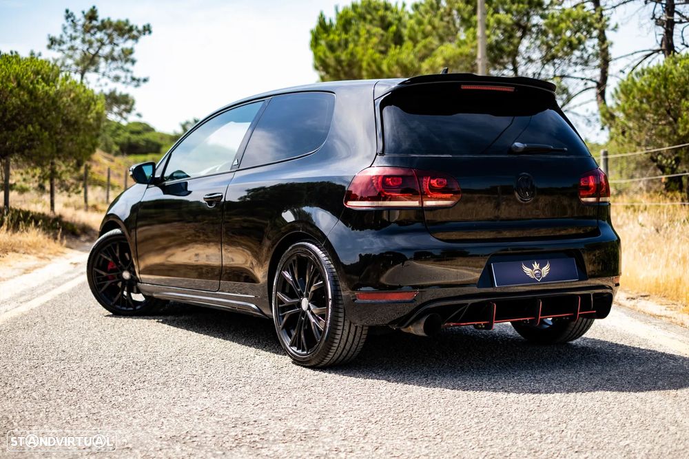 VW Golf 2.0 GTI DSG adidas - 6