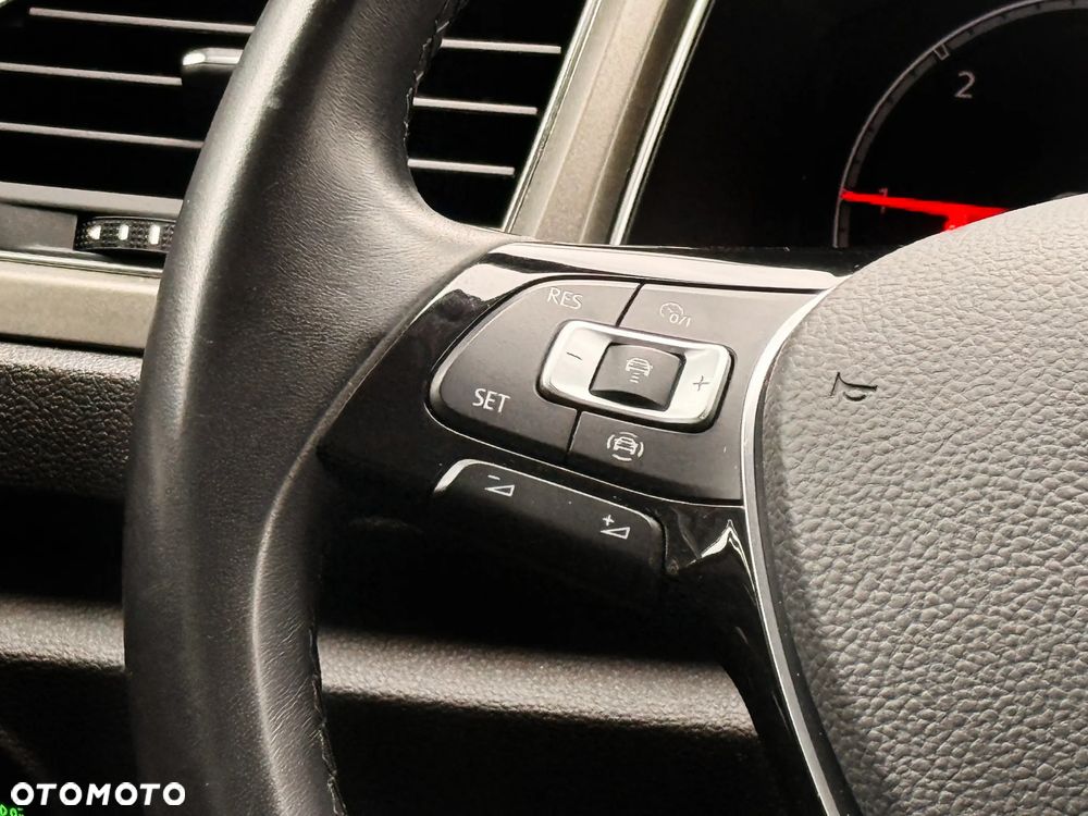 Volkswagen T-Roc 2.0 TDI SCR DPF Advance - 21