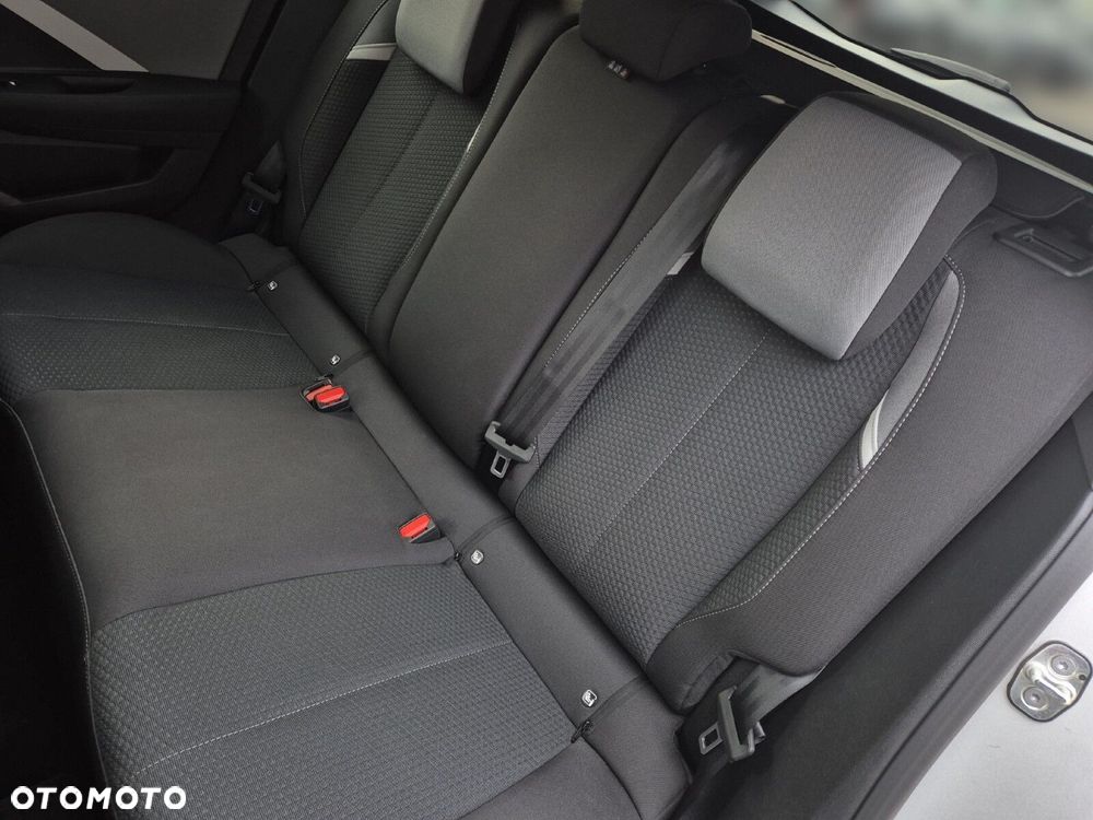 Opel Astra - 17