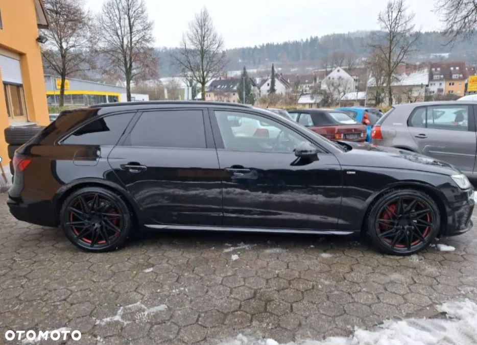 Audi A4 Avant 40 TDI quattro S tronic S line - 16