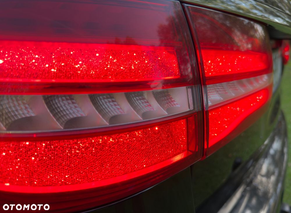 Mercedes-Benz Klasa E - 20