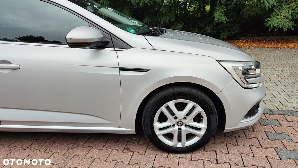 Renault Megane ENERGY TCe 100 EXPERIENCE - 12