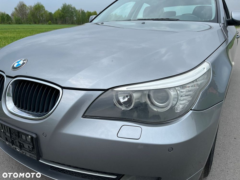 BMW Seria 5 520i - 10