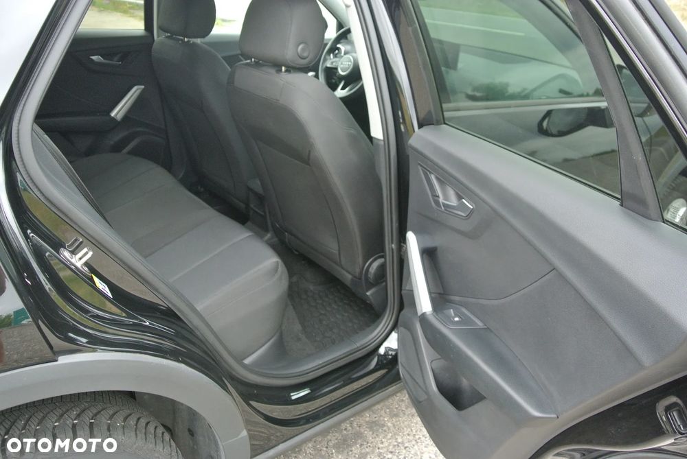 Audi Q2 35 TFSI S tronic design - 10