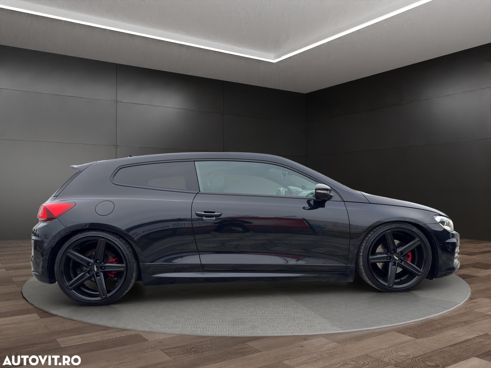 Volkswagen Scirocco 2.0 GTS (BlueMotion Technology) DSG - 18