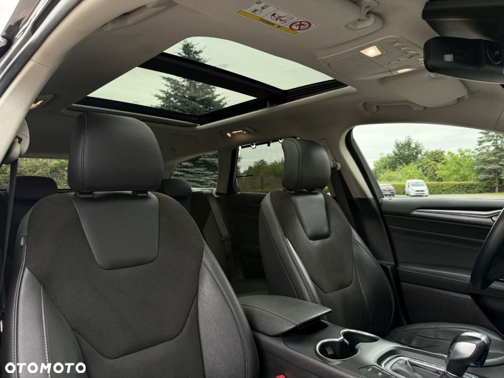 Ford Mondeo - 36