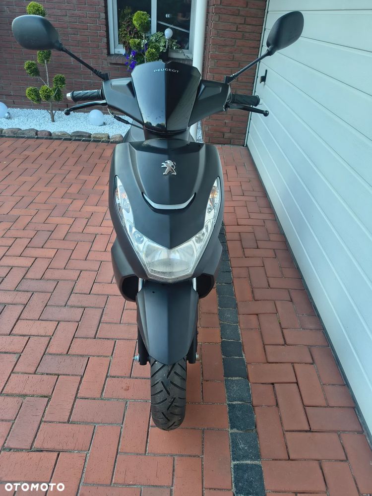 Peugeot Kisbee - 1