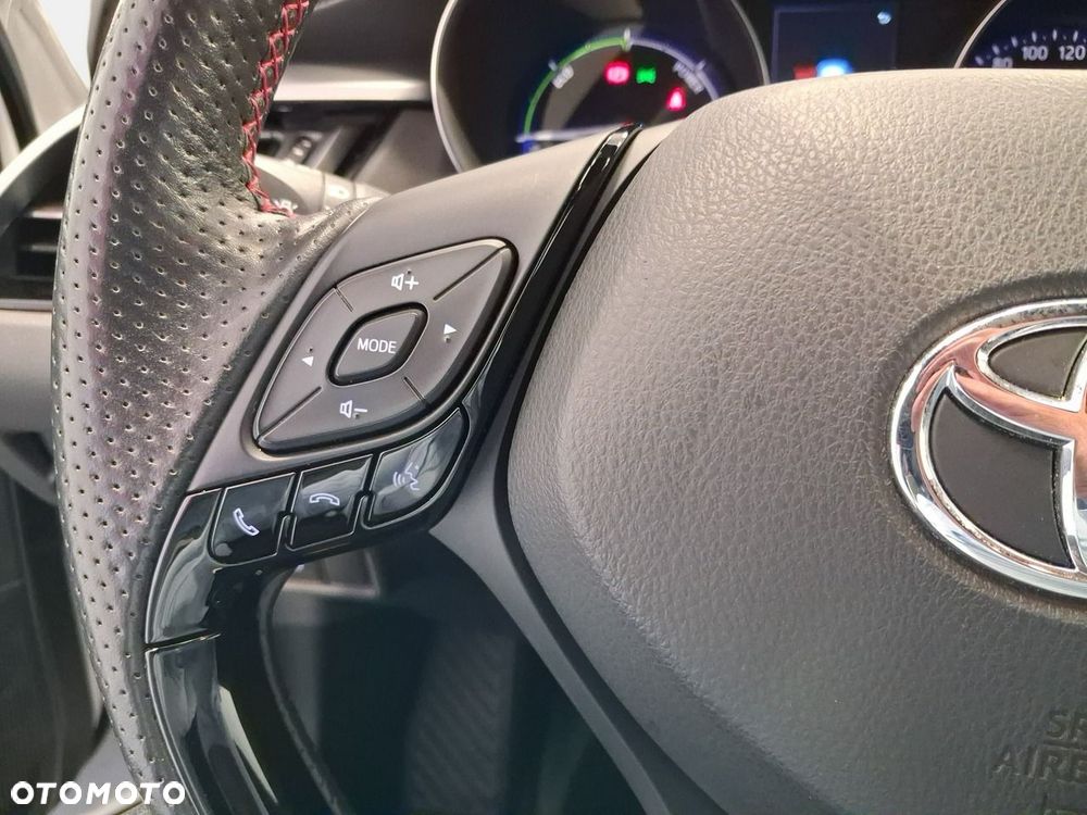 Toyota C-HR - 10