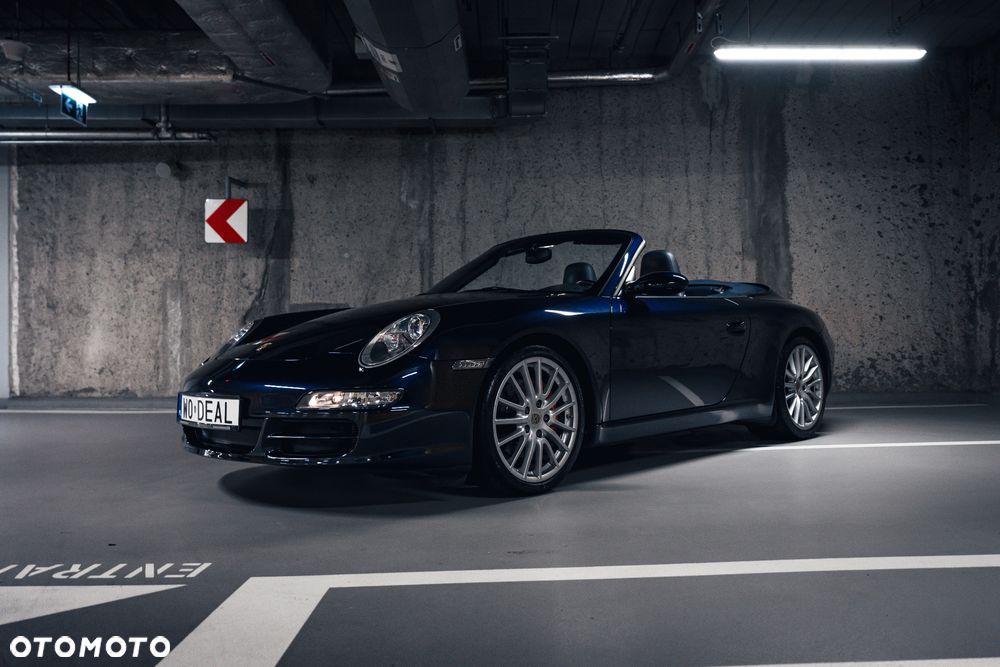 Porsche 911 Carrera S - 5