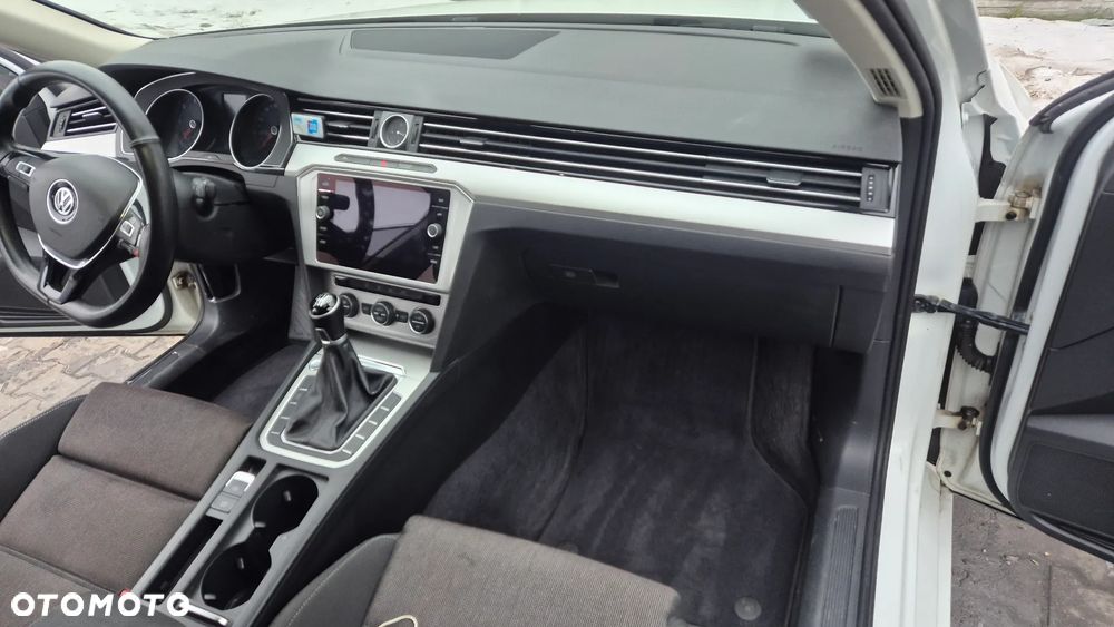 Volkswagen Passat 2.0 TDI BMT Comfortline - 4