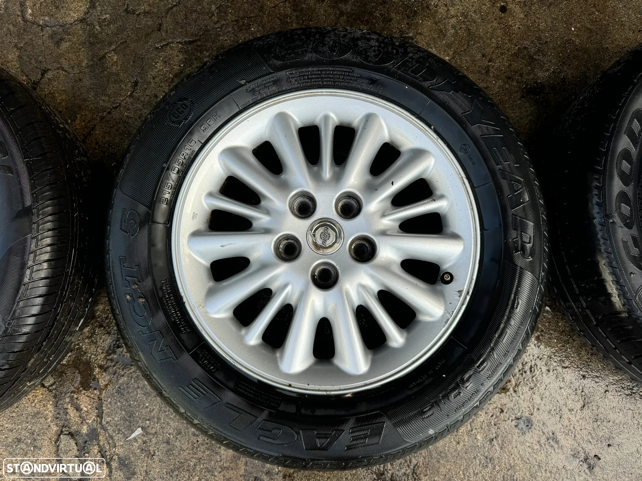 4 Jantes R16 Chrysler 5x114.3 com pneus 215/65R16 - 3