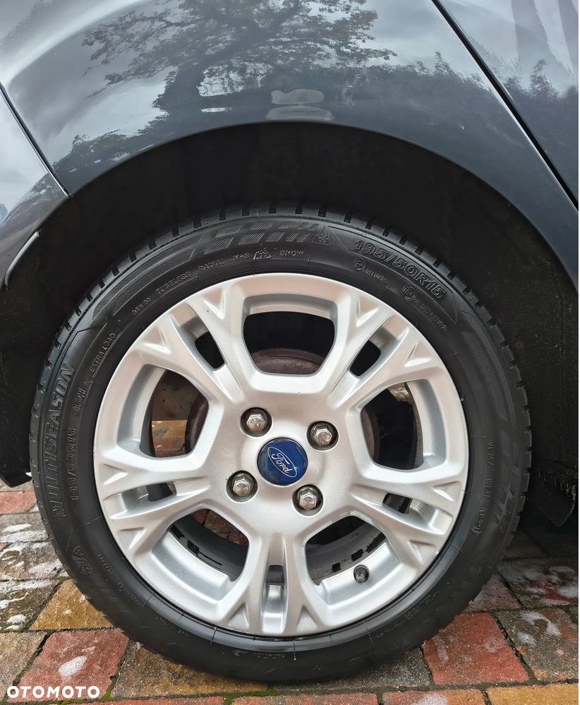 Ford Fiesta - 18