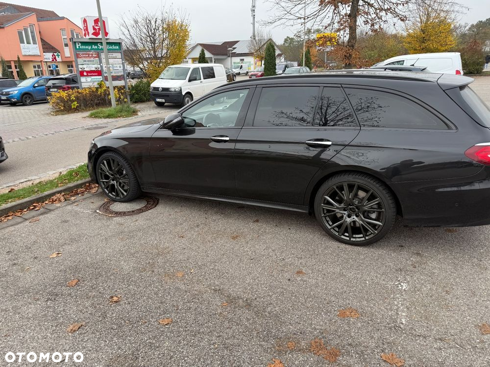 Mercedes-Benz Klasa E AMG 43 4Matic T 9G-TRONIC - 5