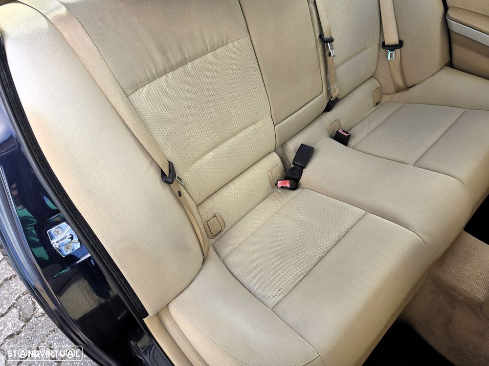 BMW 320 d xDrive - 35