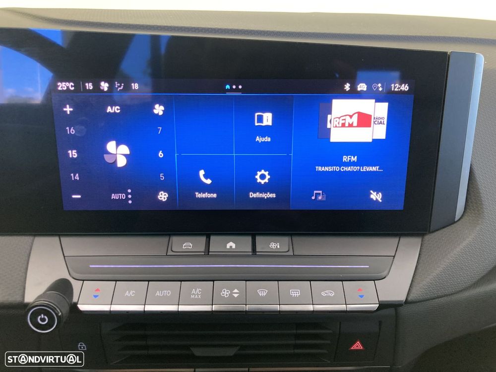 Opel Astra 1.2 T Elegance - 29