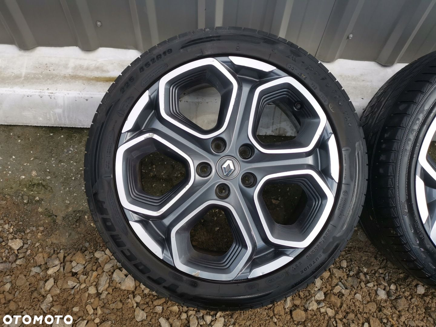 KOŁA FELGI ALUMINIOWE RENAULT 7.0" x 19" 5x114.3 ET 40 403000336R - 2