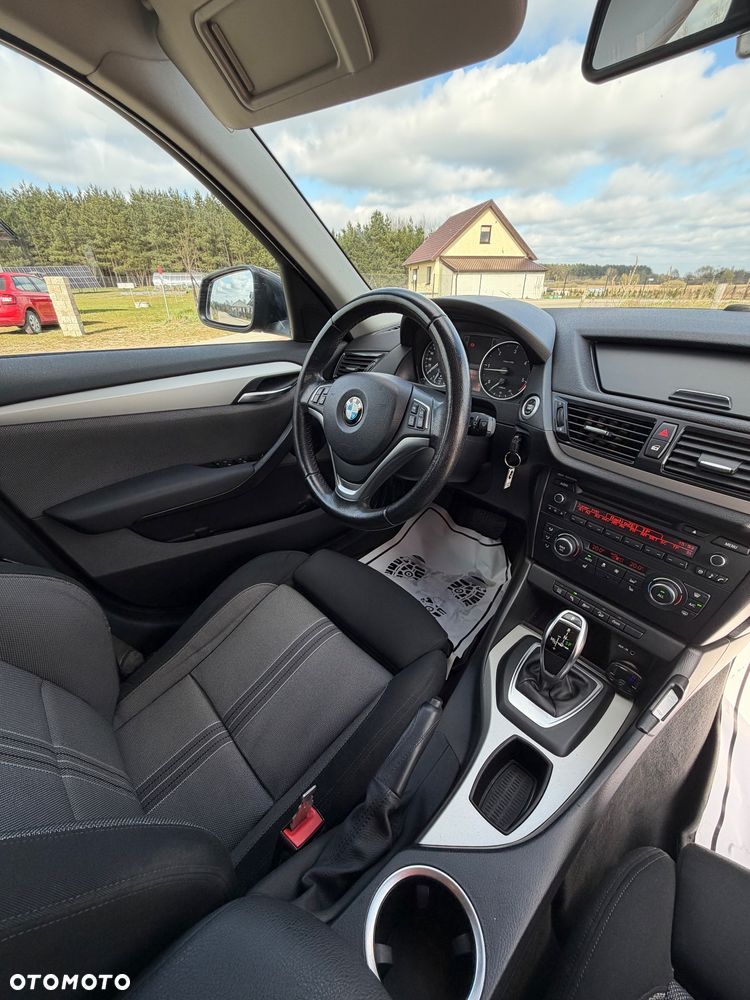BMW X1 xDrive18d - 15